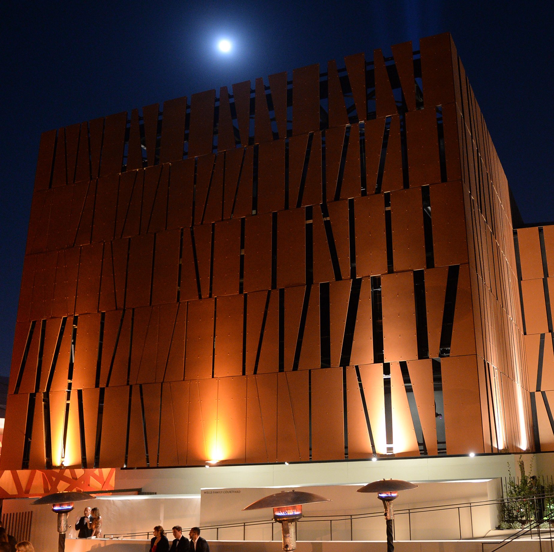 Wallis Annenberg Center for the Performing Arts | Annenberg Foundation